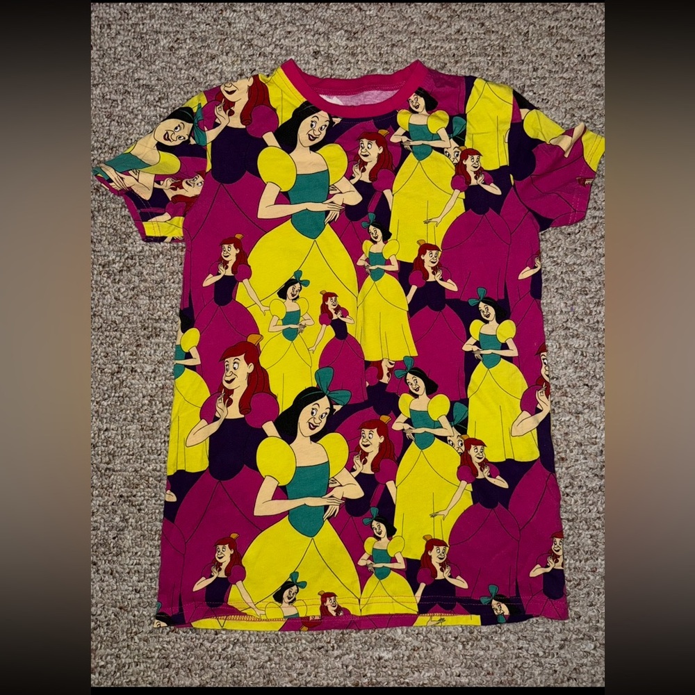Cakeworthy Cinderella ugly stepsisters graphic tshirt size small